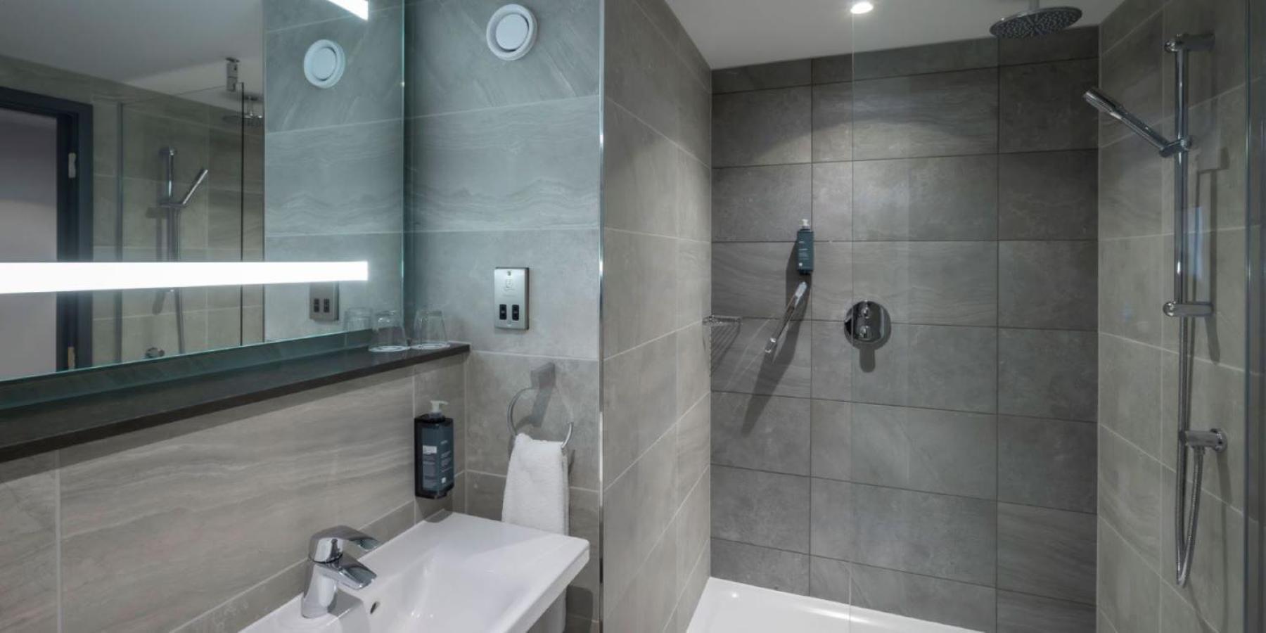 Maldron Hotel Manchester Cathedral Quarter 샐퍼드 외부 사진